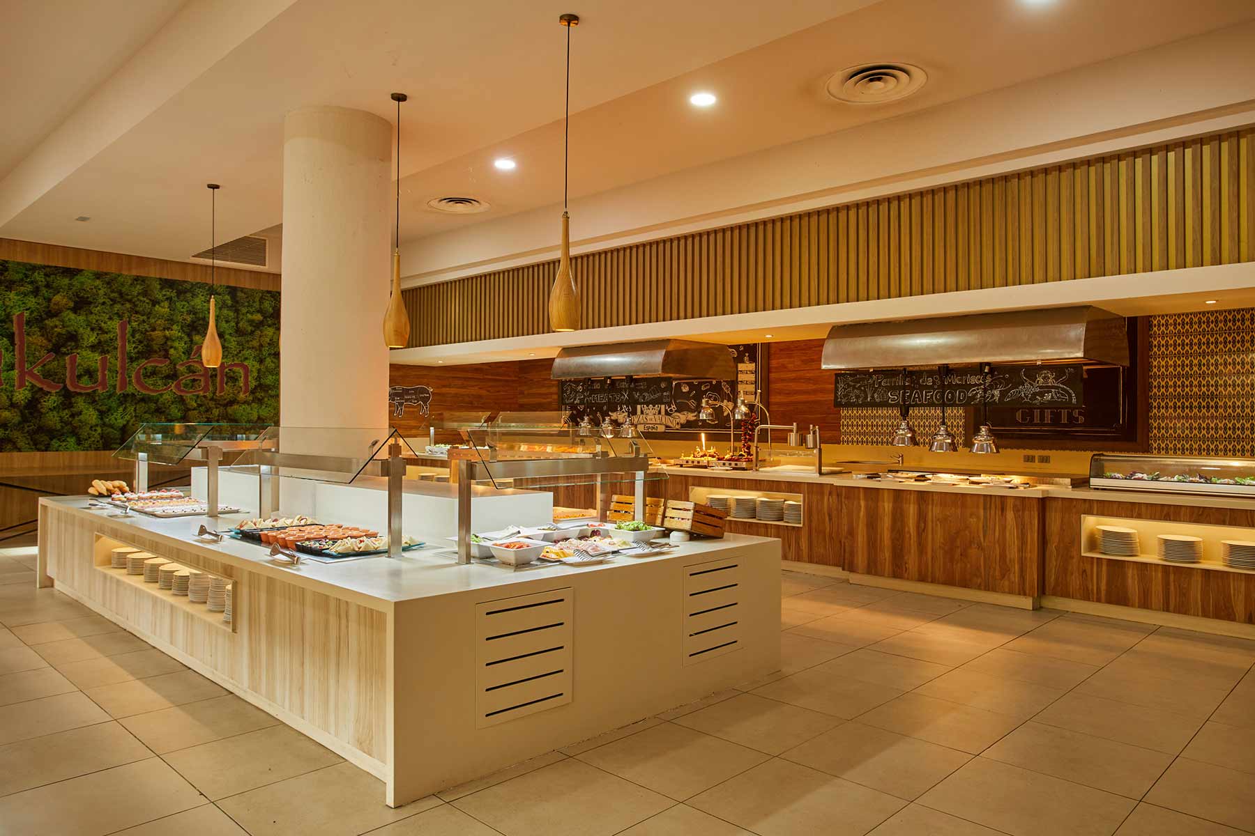 Imagen principal restauración Grand Bahia Principe Coba