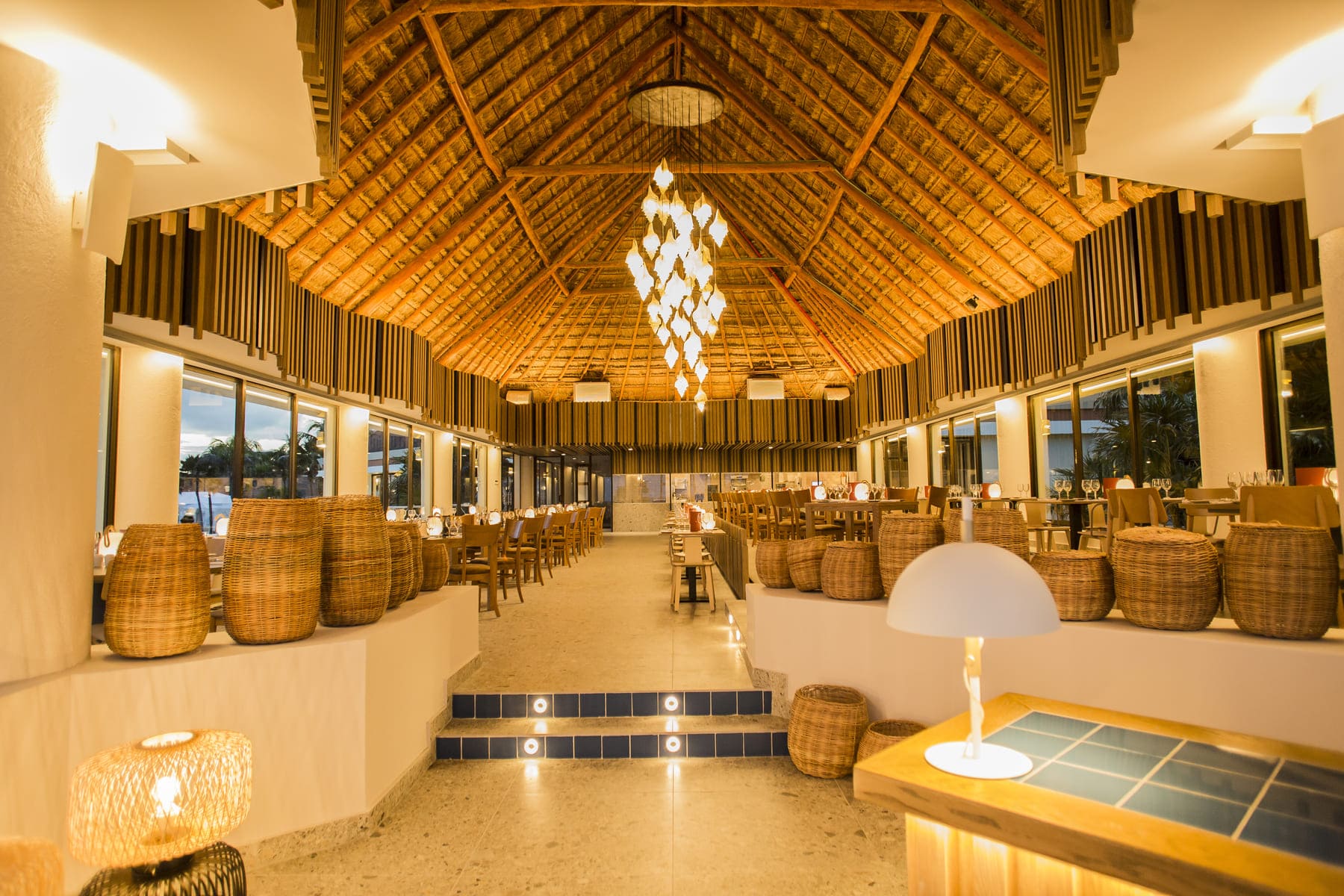 Imagen principal restauración Luxury Bahia Principe Akumal