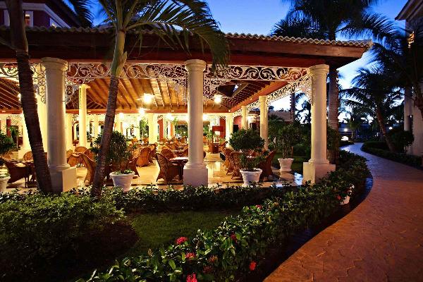 Hotel - Bar Grand Bahia Principe Turquesa