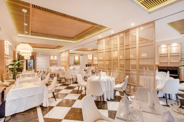 Restaurante a la carta Grand Bahia Principe El Portillo 2