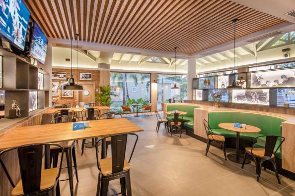 Hotel - Bar Grand Bahia Principe El Portillo