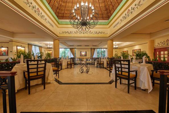 Restaurante a la carta Grand Bahia Principe Coba