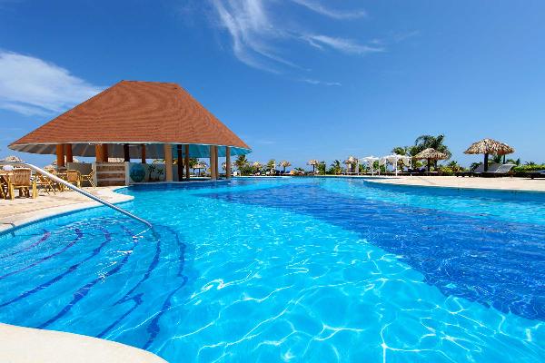 Piscina Luxury Bahia Principe Runaway Bay