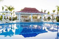 Imagen principal restauración Luxury Bahia Principe Bouganville 1