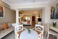 Gallery Rooms Runaway Bay