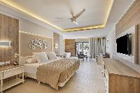 Junior Suite Deluxe Swim Up Room at Luxury Bahia Principe 5